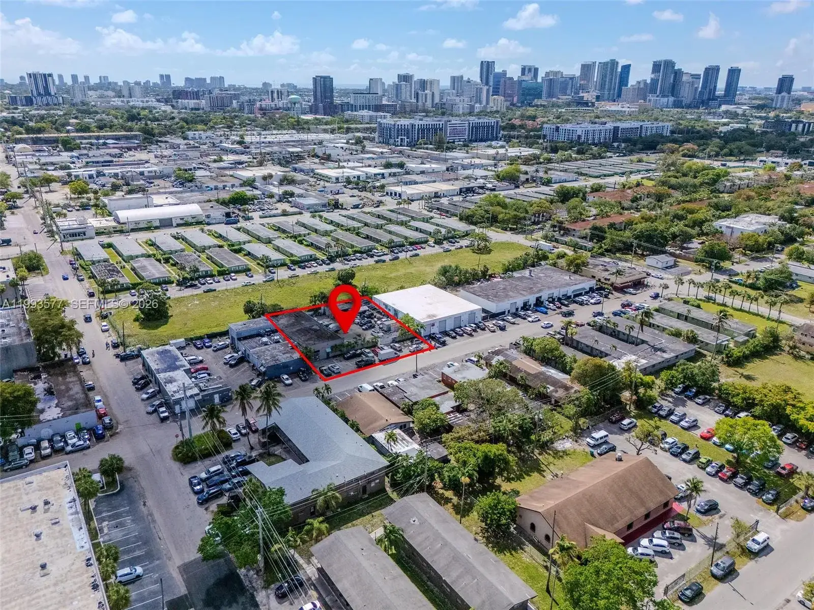 834 NW 10th Terr, Fort Lauderdale FL 33311 photo 4