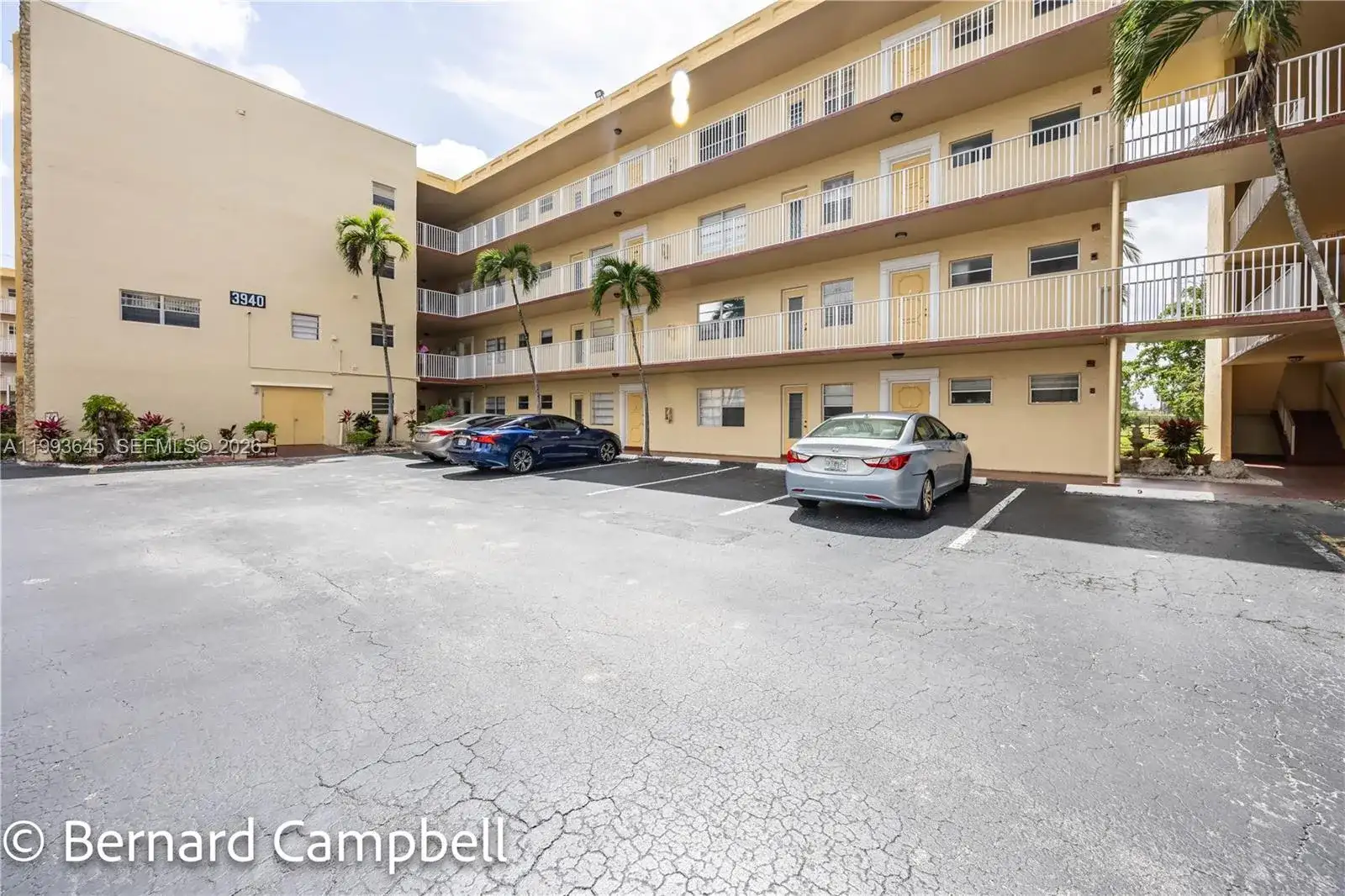 3940 NW 42nd Ave # 417, Lauderdale Lakes FL 33319 photo 2