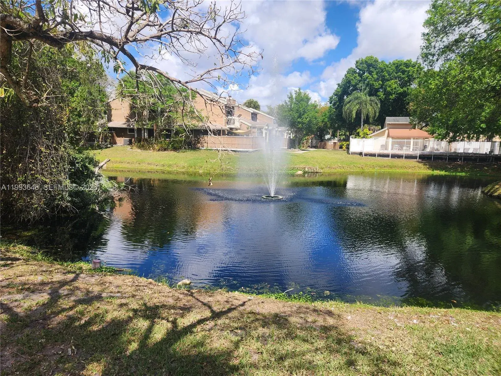 7184 Sportsmans Dr # 7184, North Lauderdale FL 33068