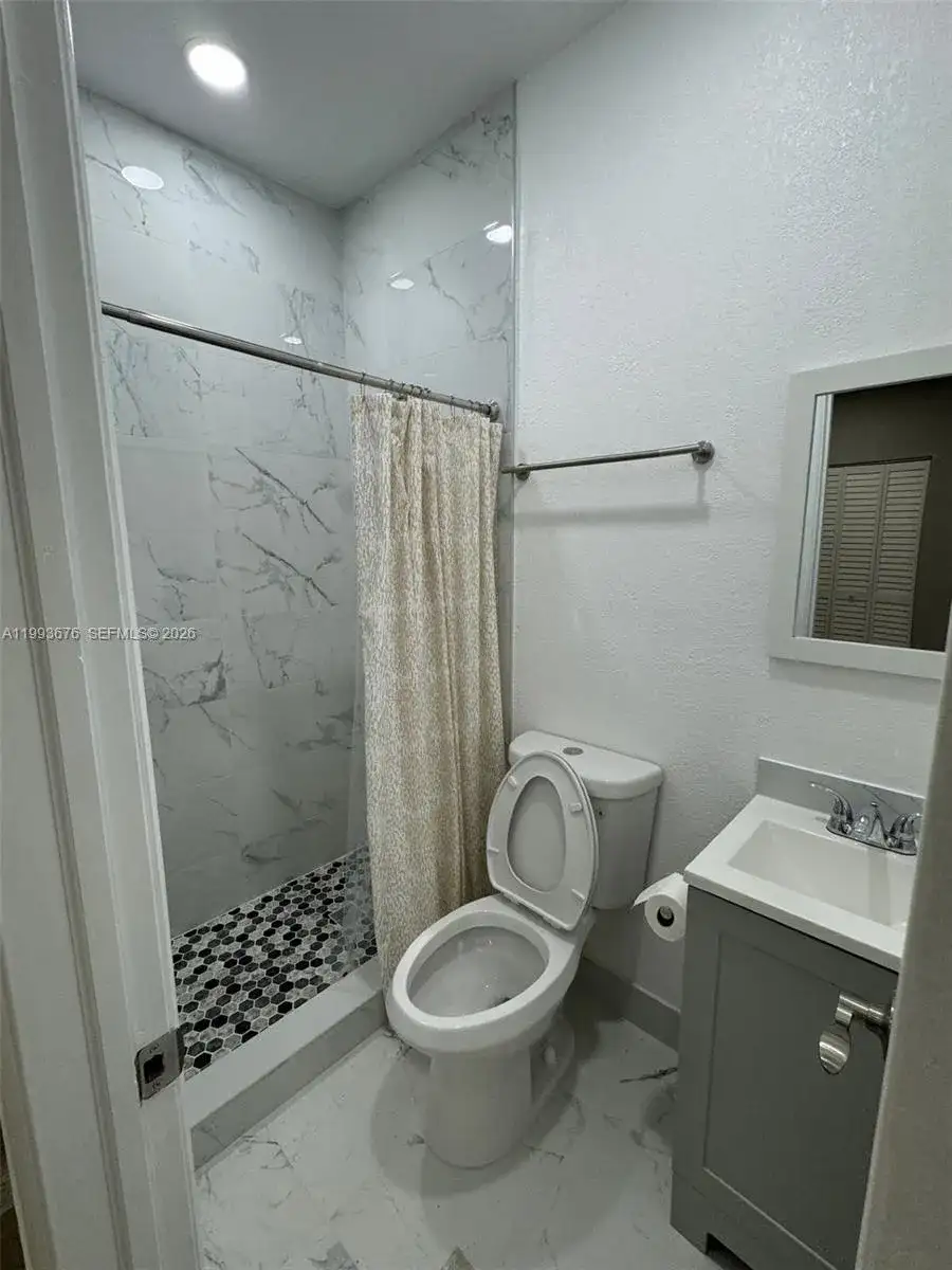 12754 SW 209th Ln, Miami FL 33177 photo 2