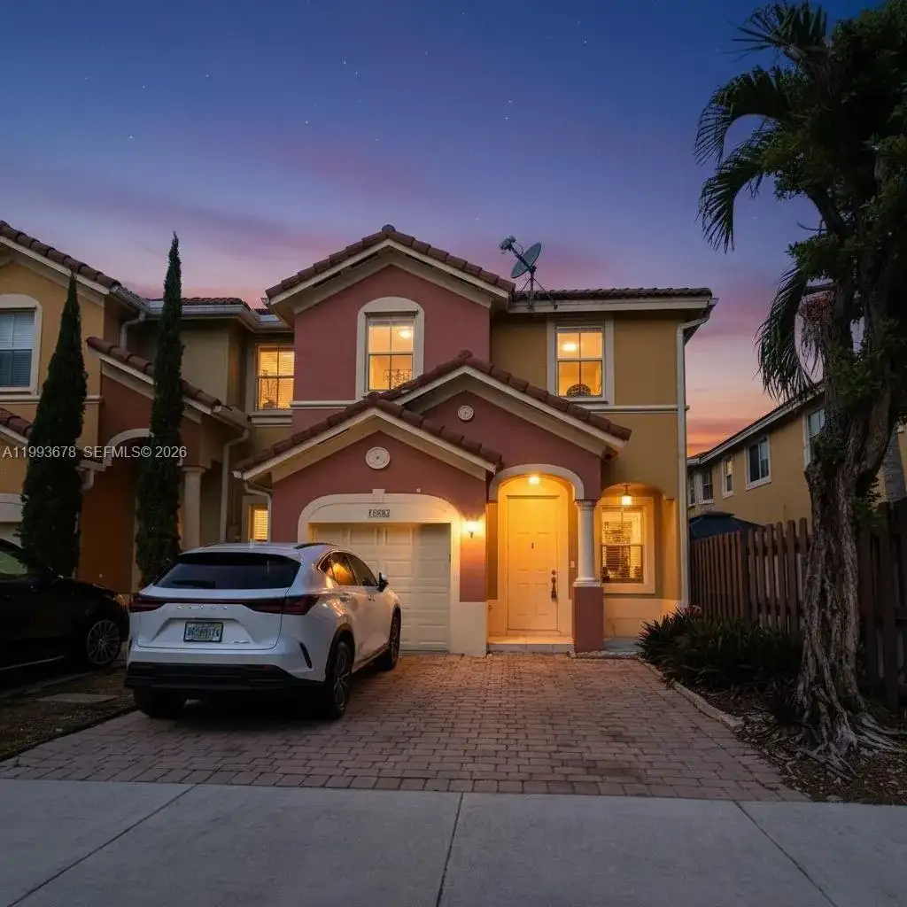 16603 SW 79th Ter, Miami FL 33193 photo 2