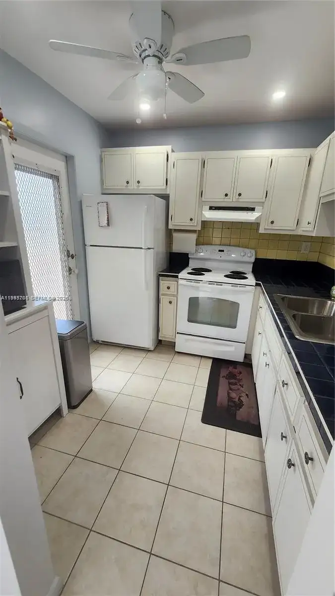 4299 NW 16th St # 209, Lauderhill FL 33313 photo 3