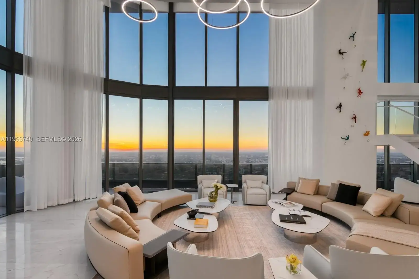 1000 Brickell Plz, Miami FL 33131 photo 3