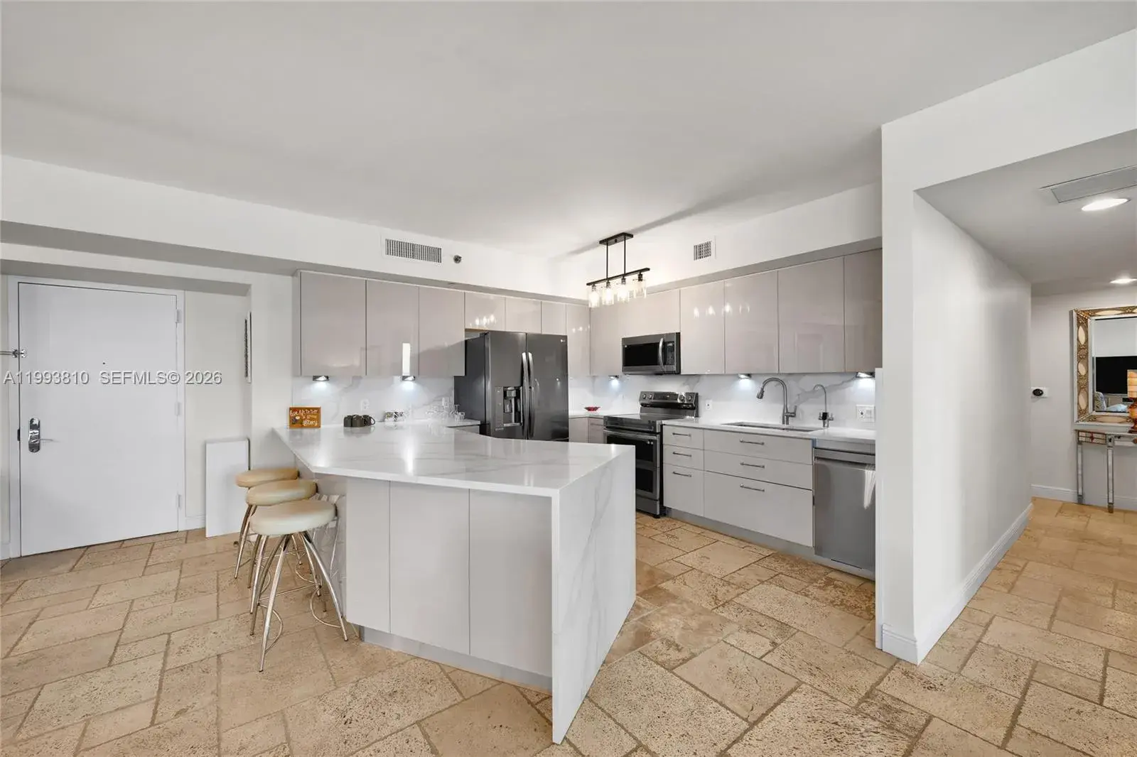 1800 S Ocean Dr # 1210, Hallandale Beach FL 33009