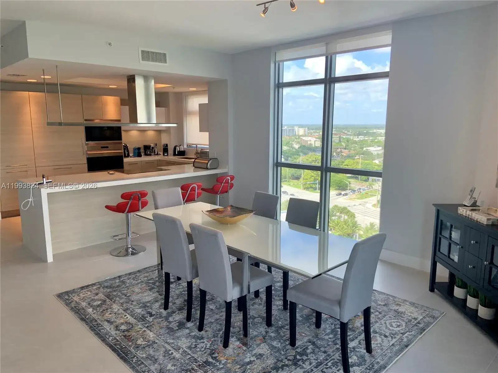 17301 Biscayne Blvd # 1602, North Miami Beach FL 33160 photo 3