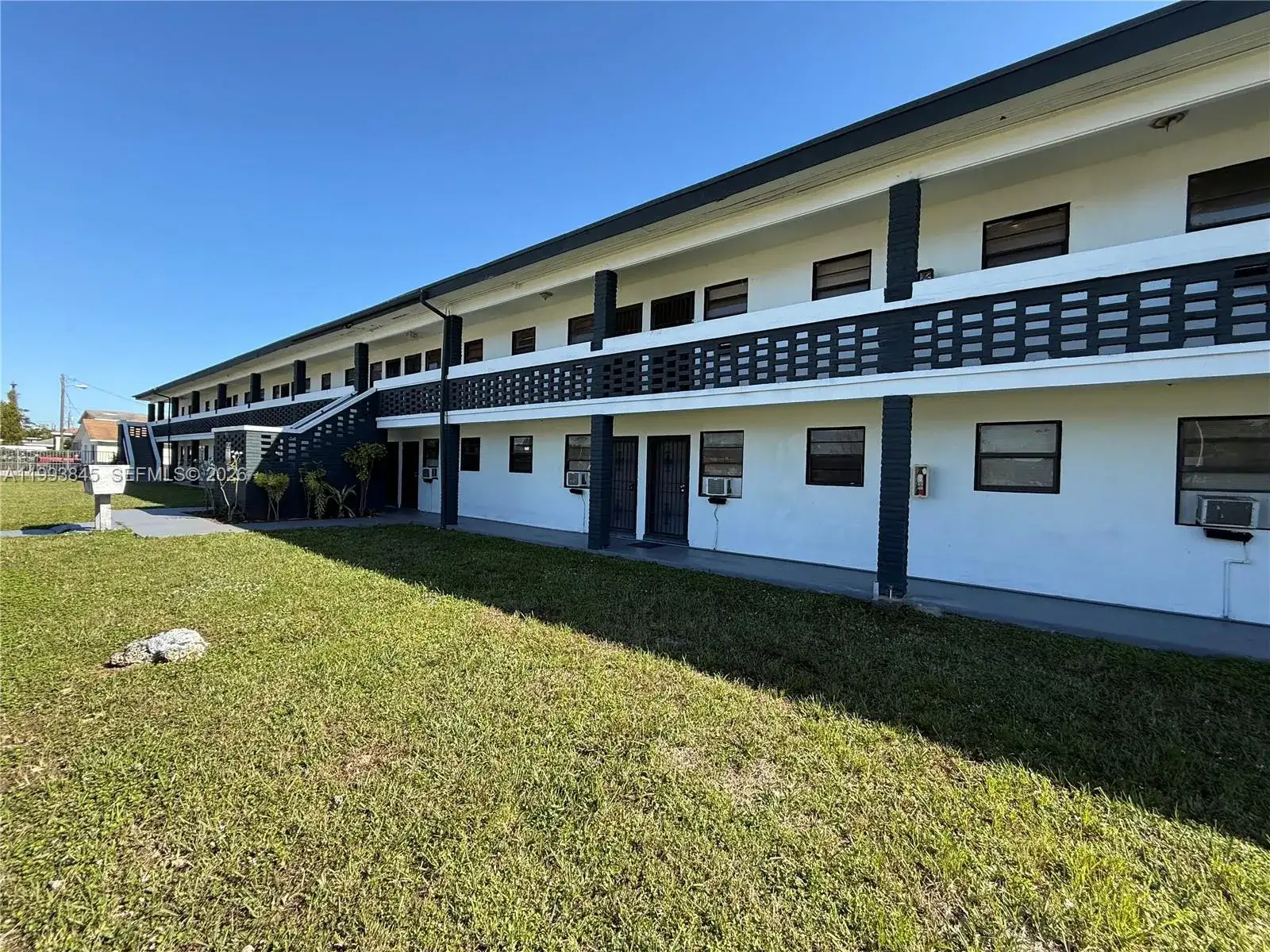 7155 NW 17th Ave # 13, Miami FL 33147 photo 3