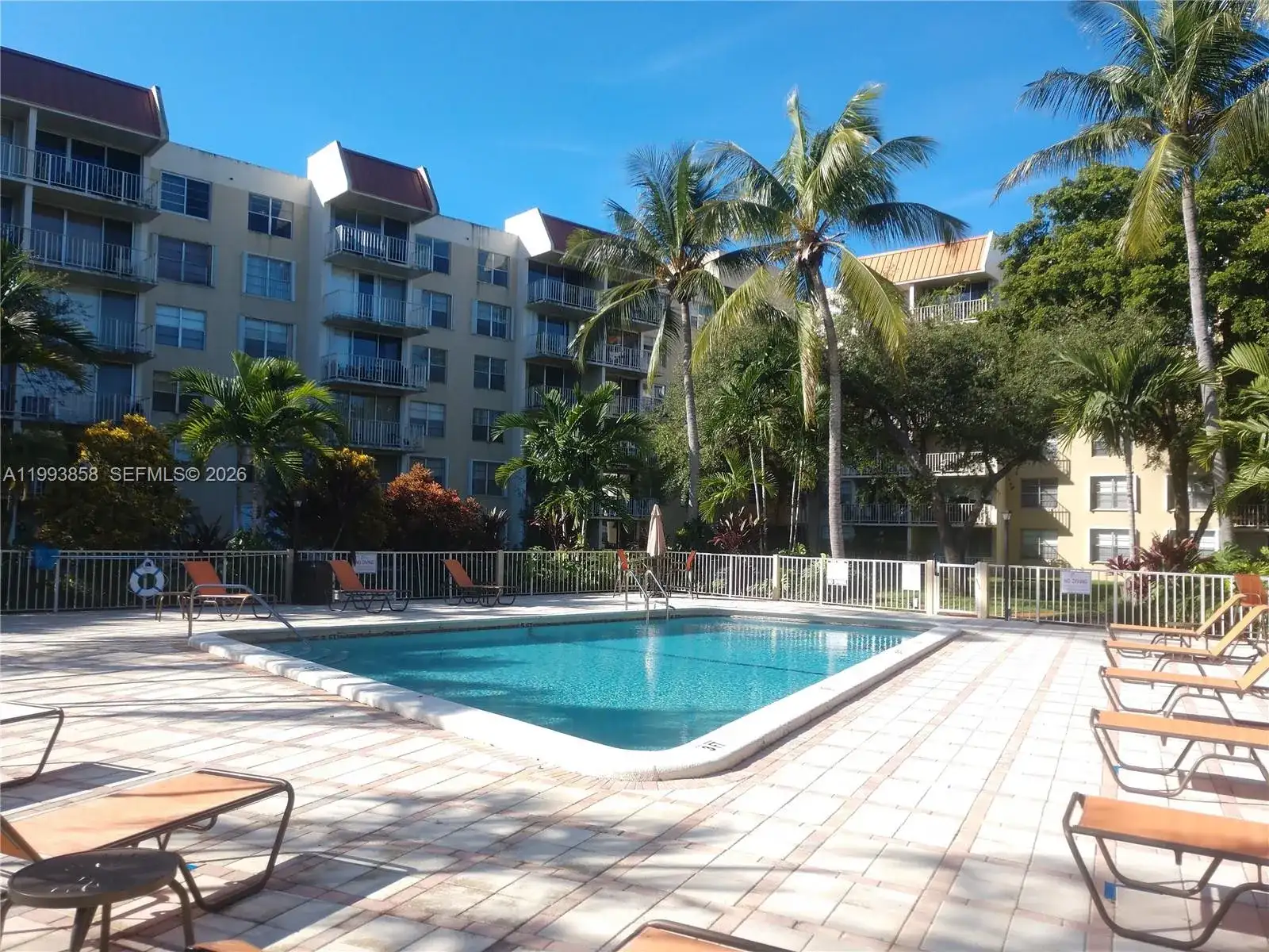 13100 SW 92nd Ave # 112, Miami FL 33176 photo 3