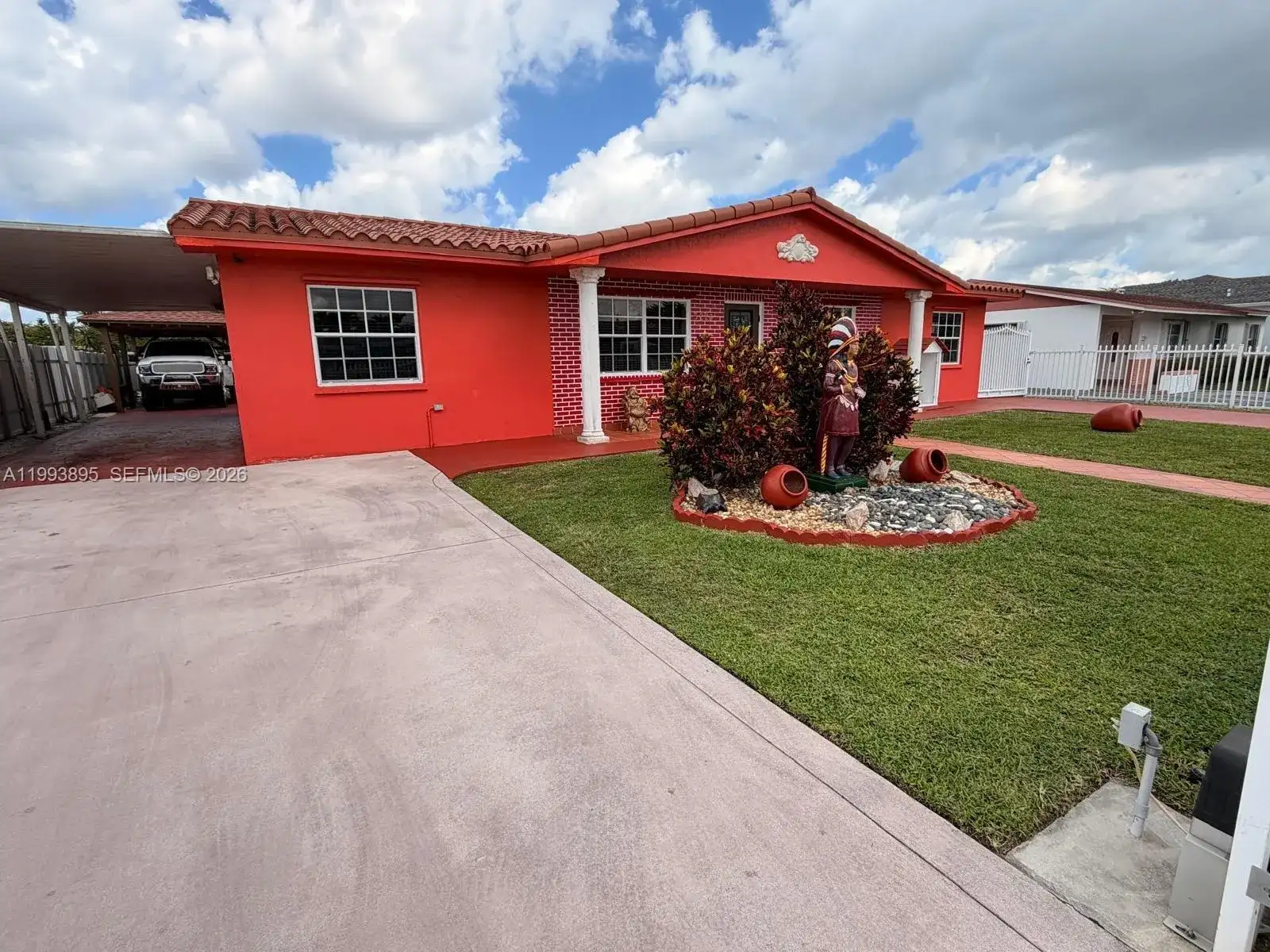 5223 NW 168th Ter, Miami Gardens FL 33055 photo 2