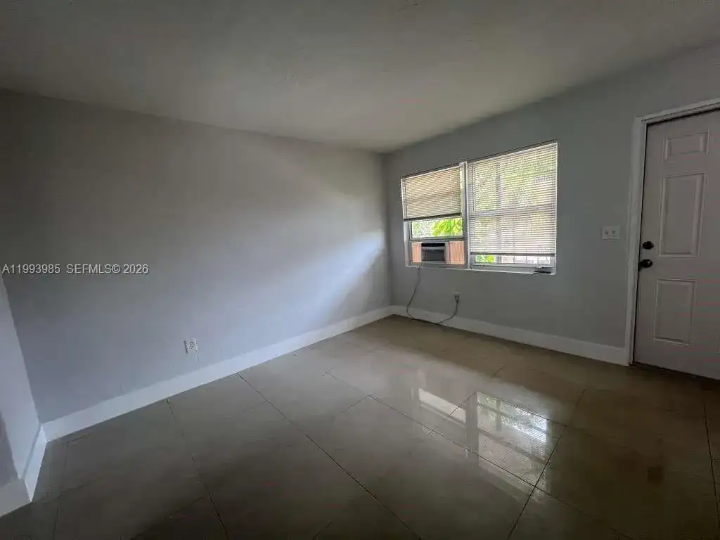 1281 NW 60th St # 5, Miami FL 33142 photo 2
