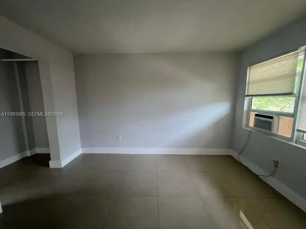 1281 NW 60th St # 5, Miami FL 33142 photo 3