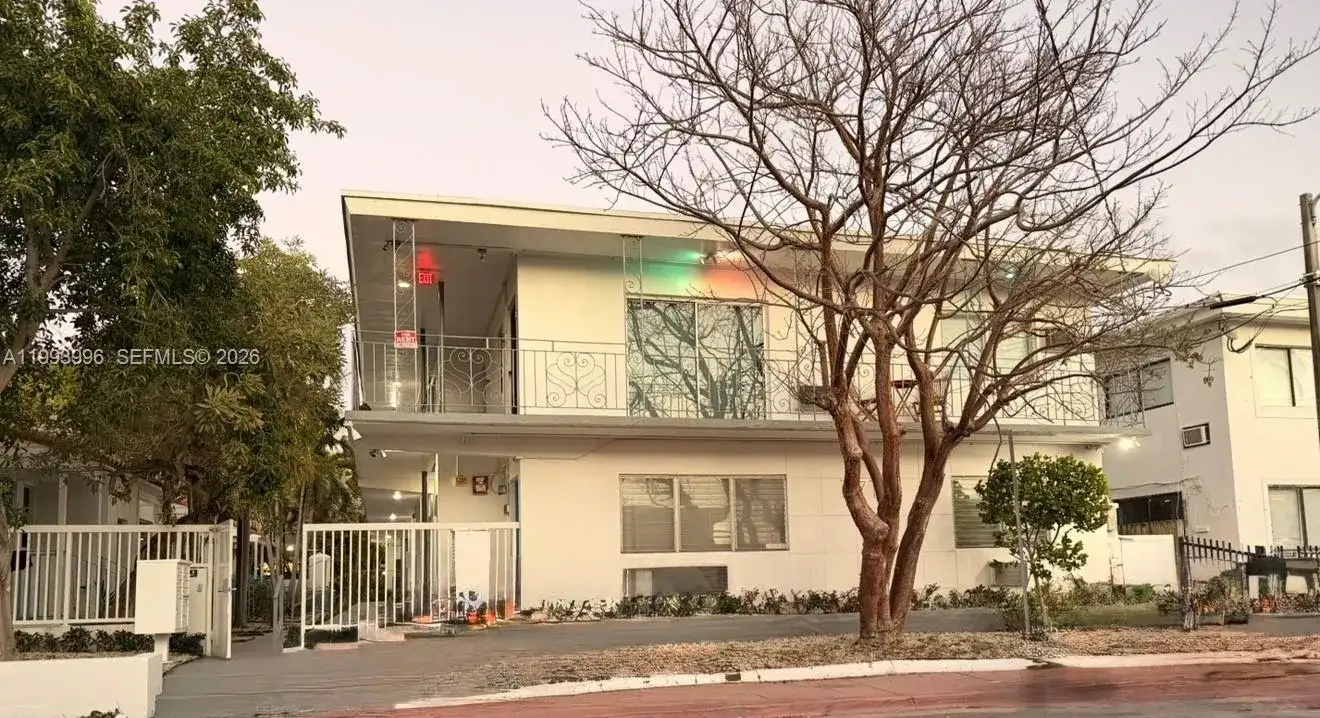 7717 Byron Ave # 9, Miami Beach FL 33141 photo 2