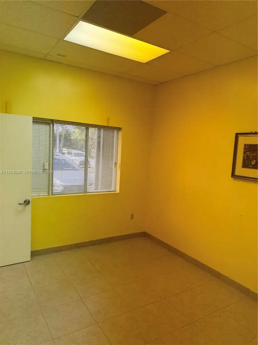 4700 W Prospect Rd # 111, Fort Lauderdale FL 33309 photo 2