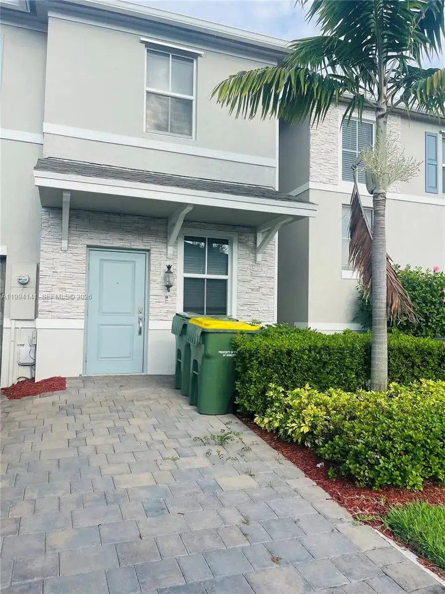 1766 SE 7th Ter, Homestead FL 33034 photo 2