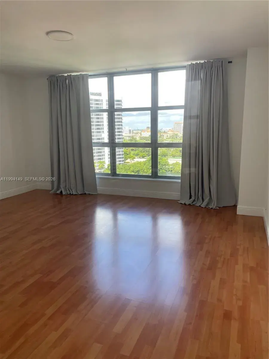3530 Mystic Pointe Dr # 1509, Aventura FL 33180