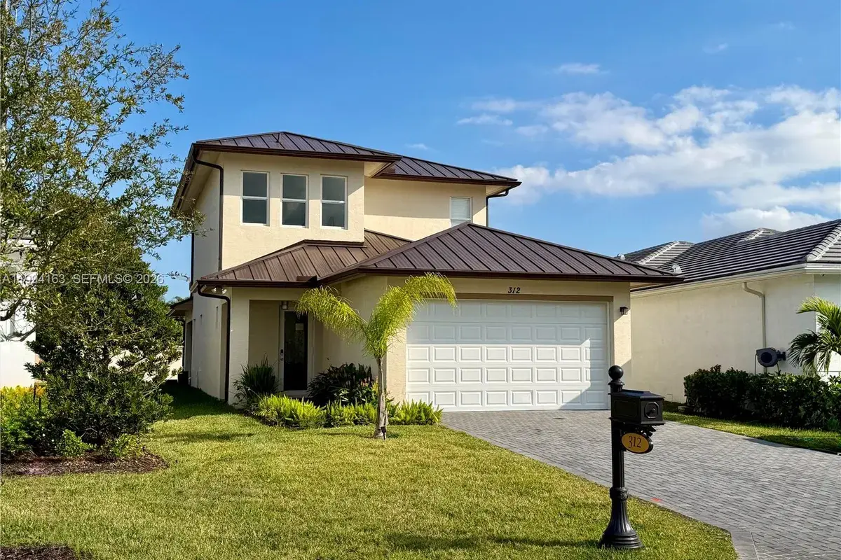 312 SE Via Sangro, Port St. Lucie FL 34952