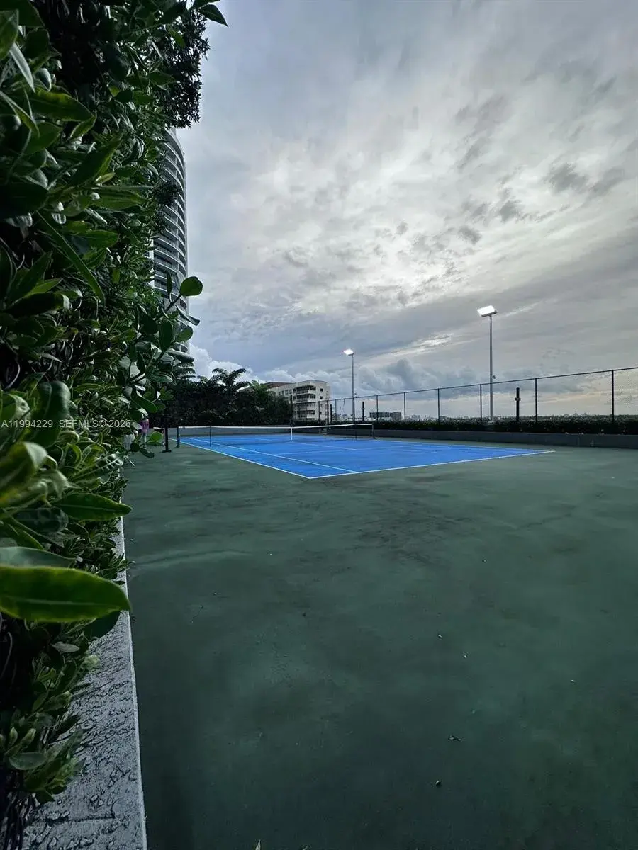 121 NE 34th St # 2311, Miami FL 33137