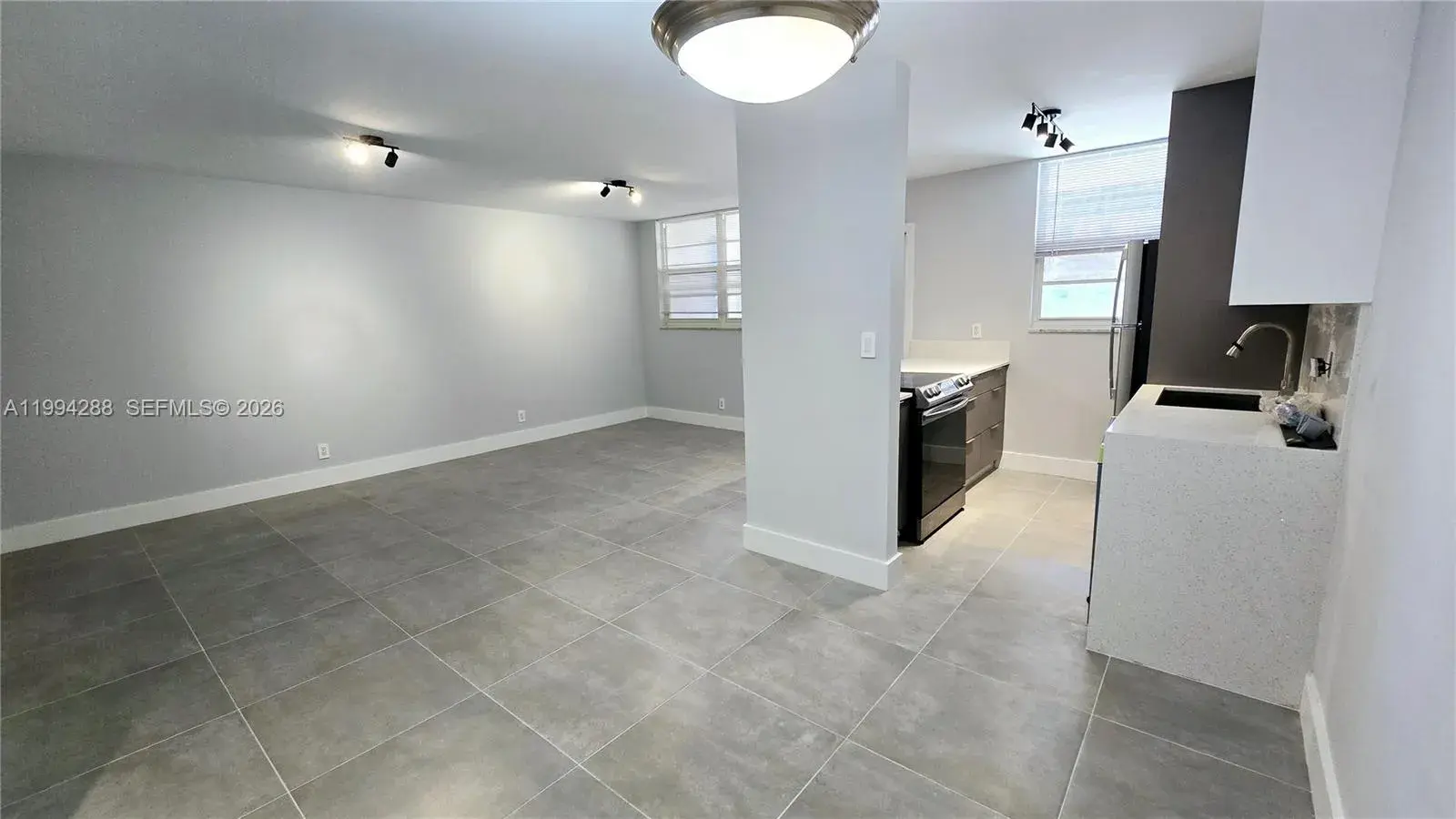 1811 Jefferson St # 202, Hollywood FL 33020