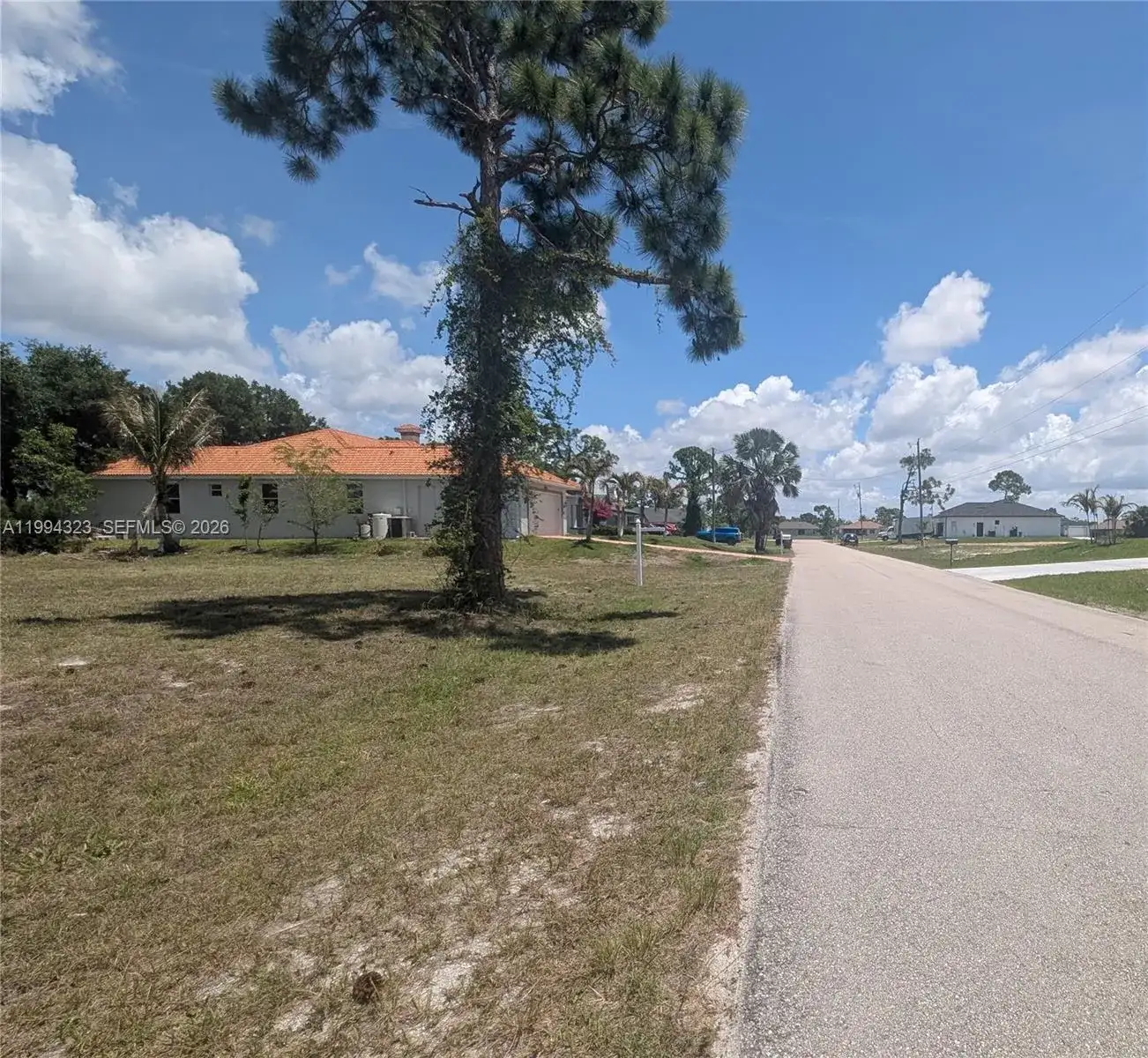 2121 NW 30th Terrace, Cape Coral FL 33993 photo 3