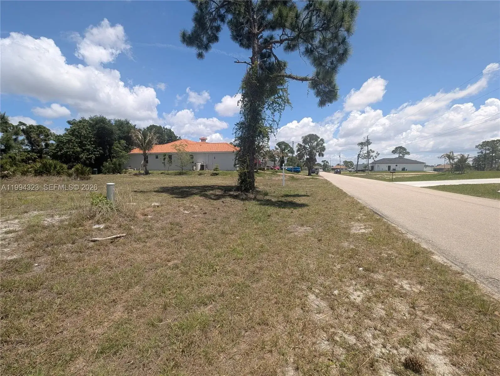 2121 NW 30th Terrace, Cape Coral FL 33993 photo 4