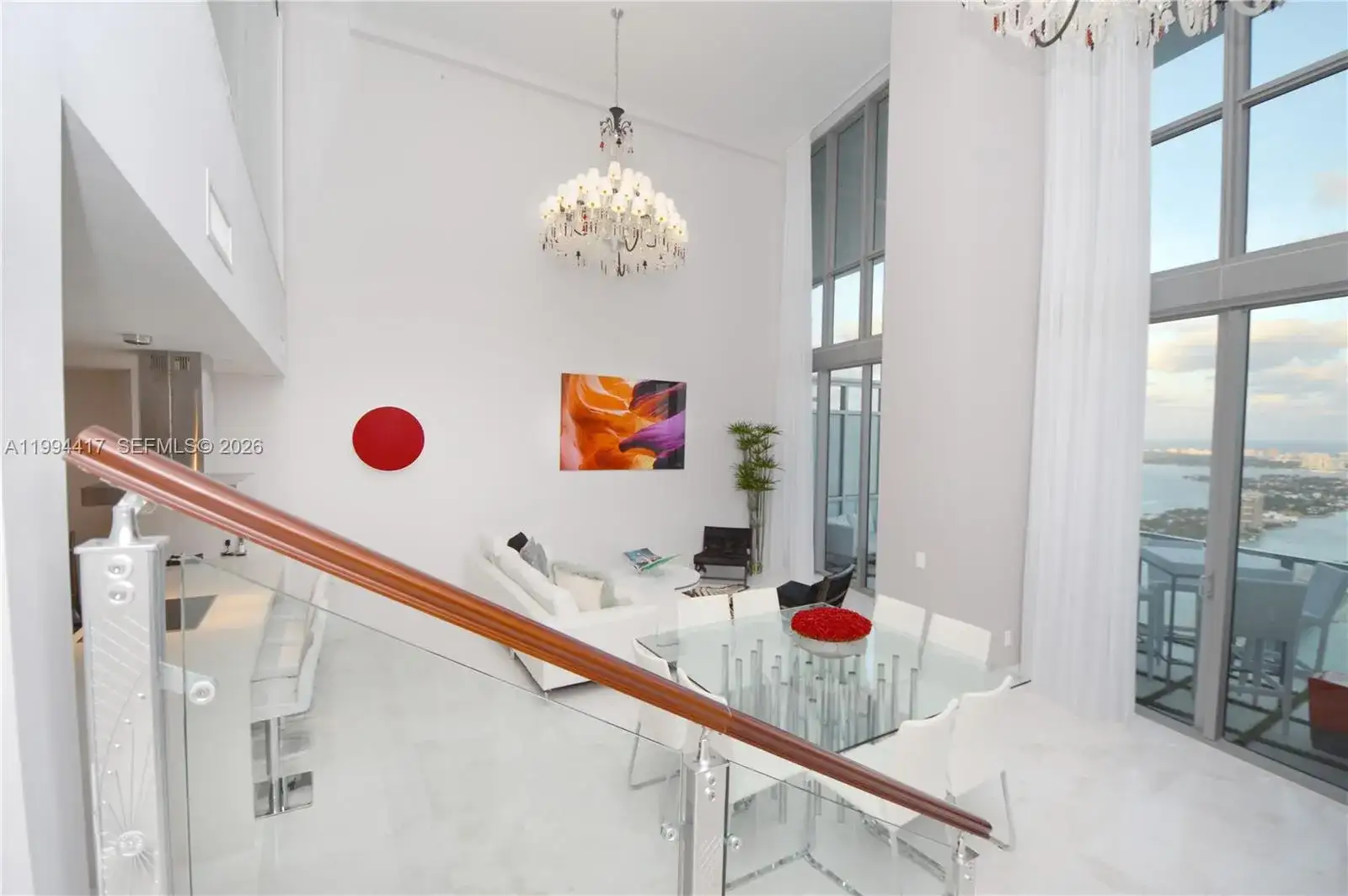 1100 Biscayne Blvd # 6104, Miami FL 33132 photo 2