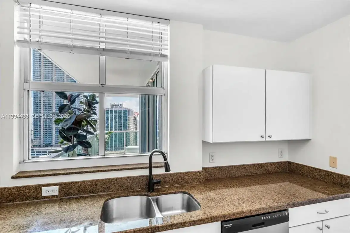 1250 S Miami Ave # 3206, Miami FL 33130 photo 4