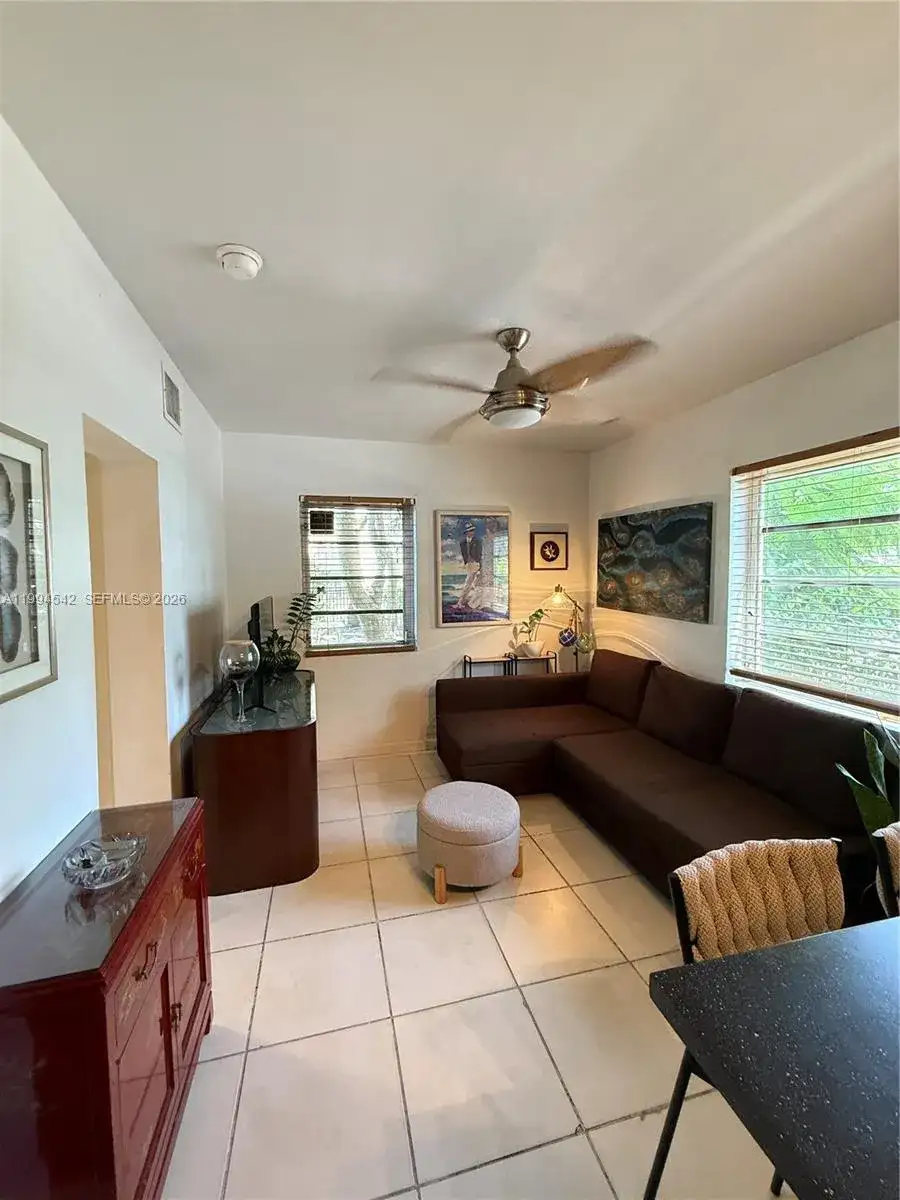 601 Michigan Ave # 3, Miami Beach FL 33139 photo 2