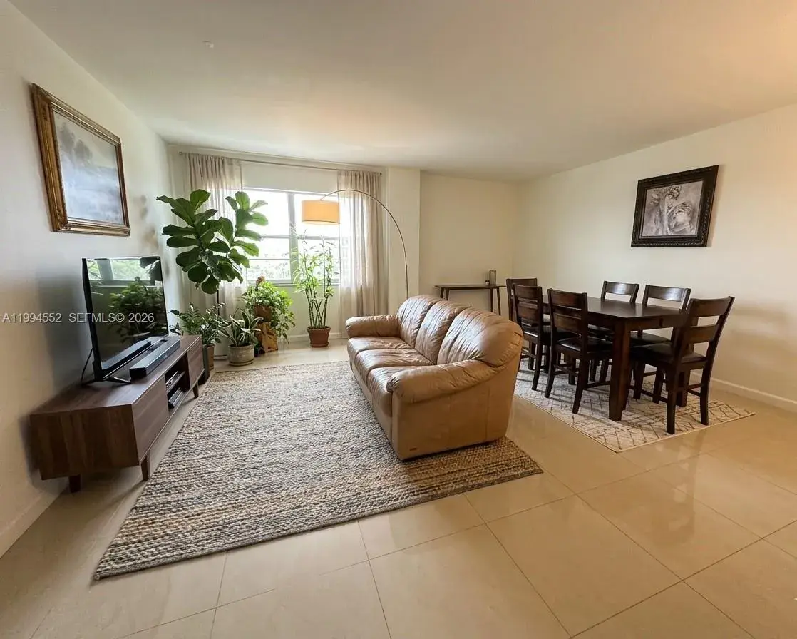 1881 Middle River Dr # 704, Fort Lauderdale FL 33305