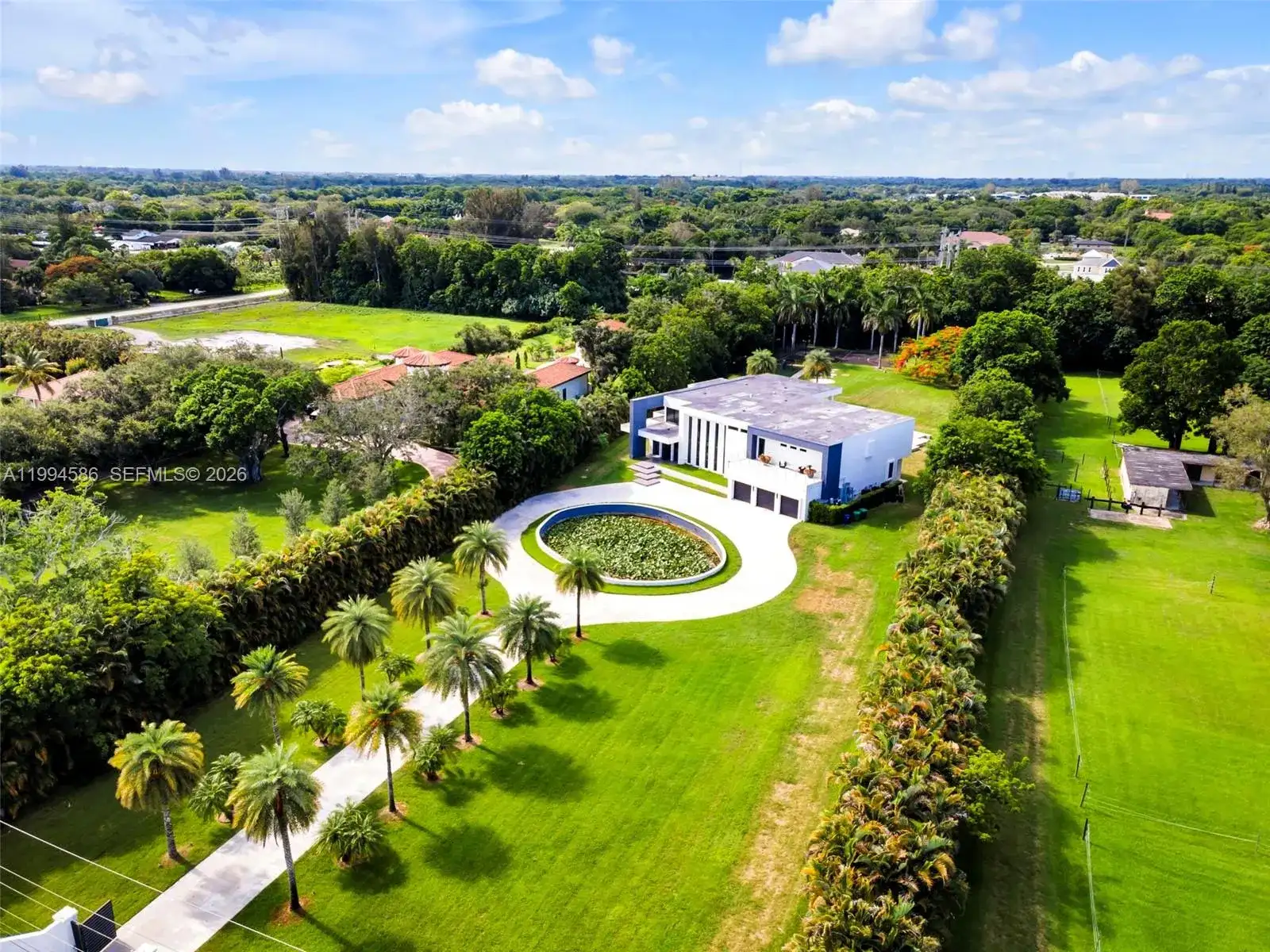 13441 Mustang Trl, Southwest Ranches FL 33330 photo 2