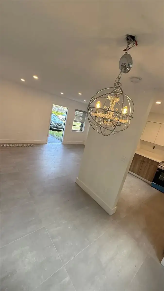 2430 NE 188th St # 2436, Miami FL 33180 photo 4