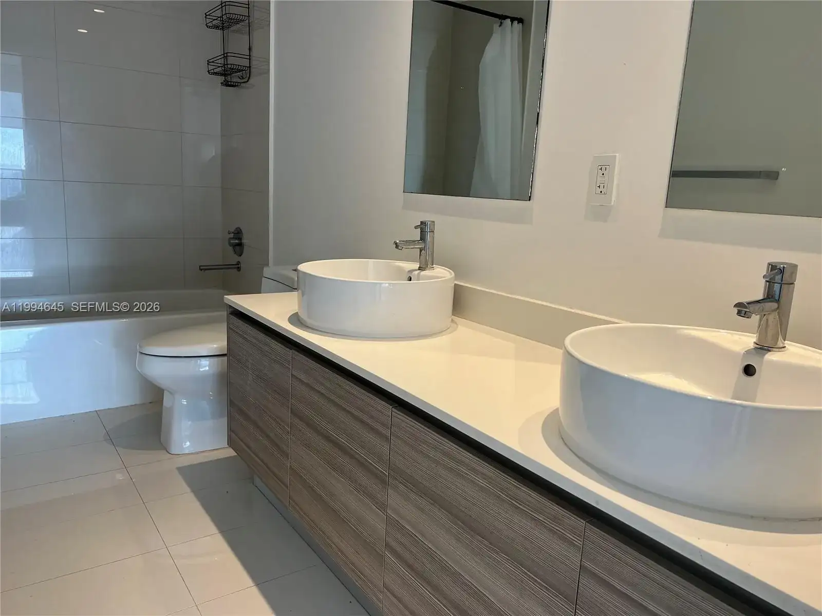 121 NE 34th St # 1207, Miami FL 33137 photo 2