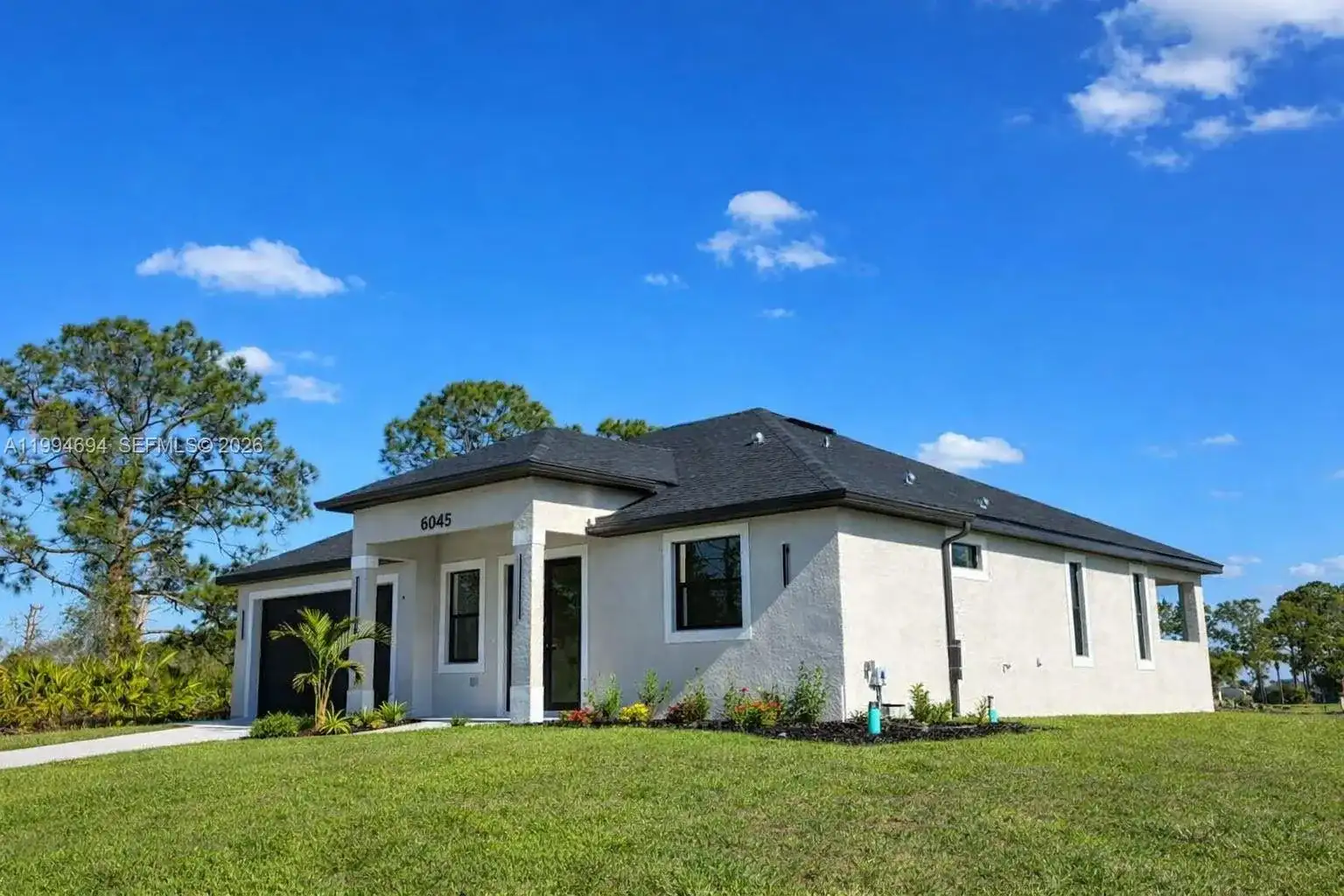 6045 Kumquat Cir, La Belle FL 33935