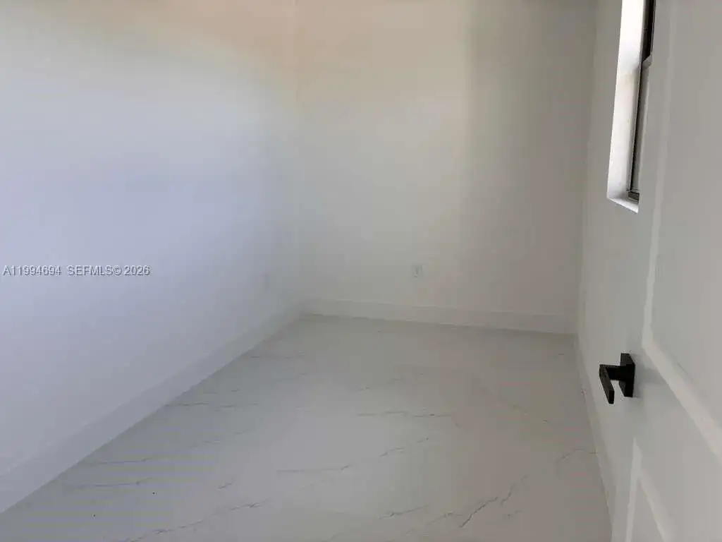6045 Kumquat Cir, La Belle FL 33935 photo 3