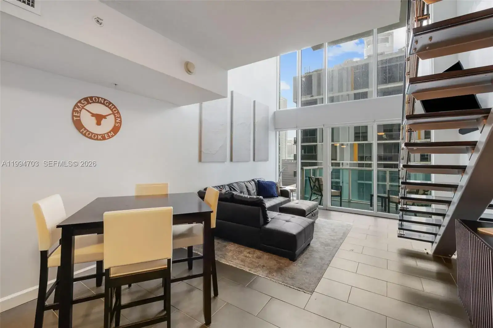 41 SE 5th St # 1306, Miami FL 33131 photo 2
