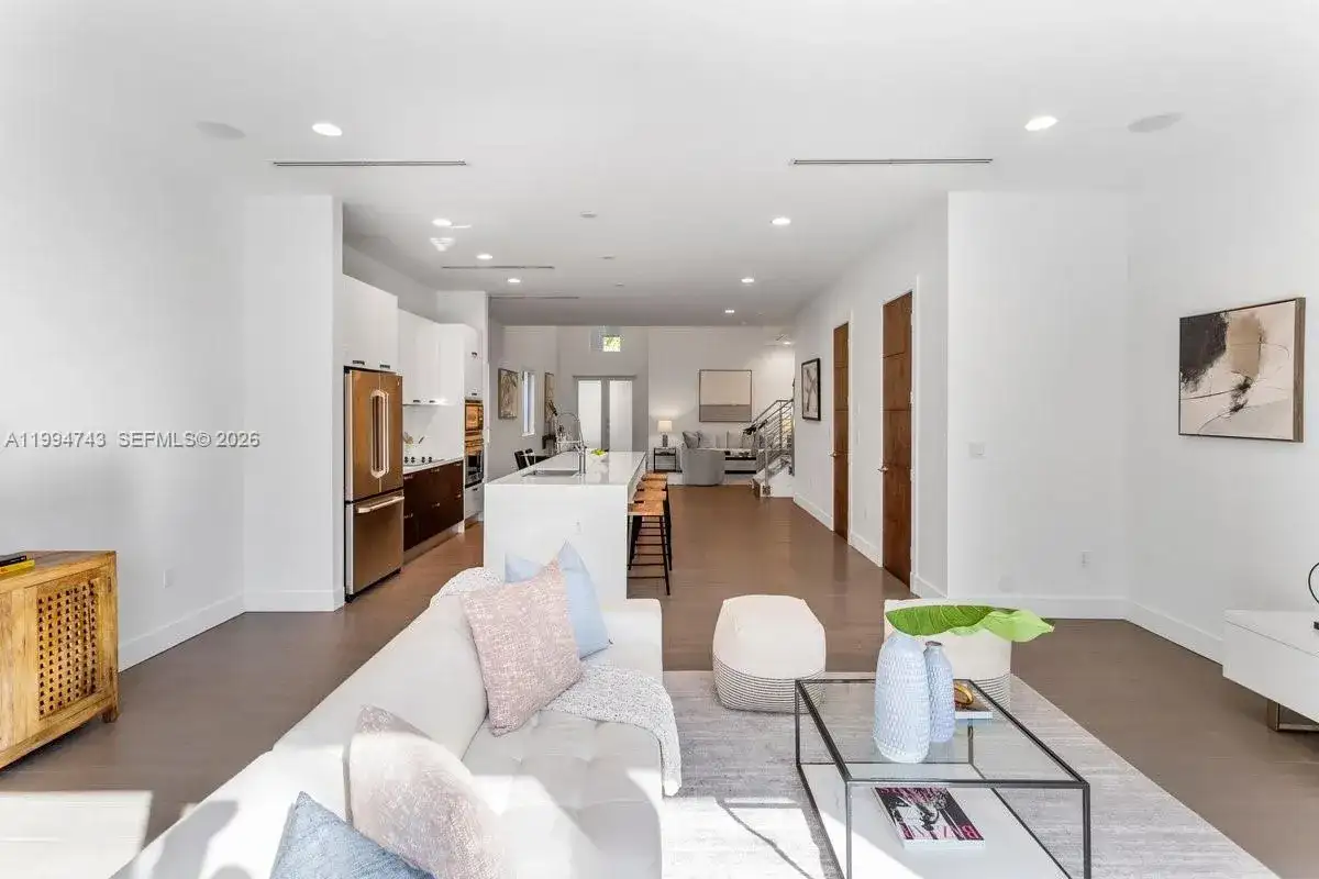 3052 Day Ave # 2, Miami FL 33133 photo 2
