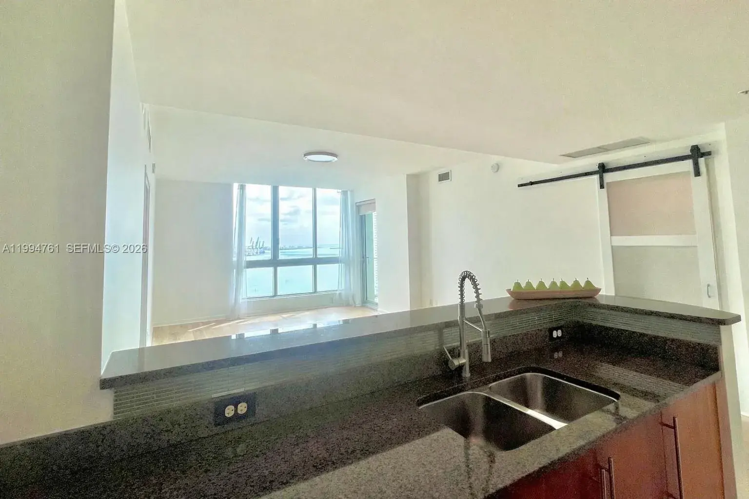 300 S Biscayne Blvd # 2012, Miami FL 33131