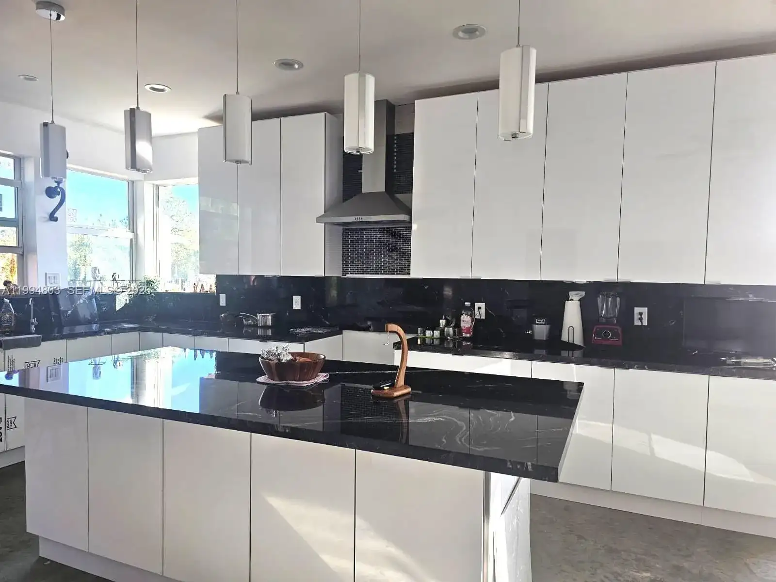 775 S Palm ST, Other City - In The State Of Florida FL 33440 photo 2