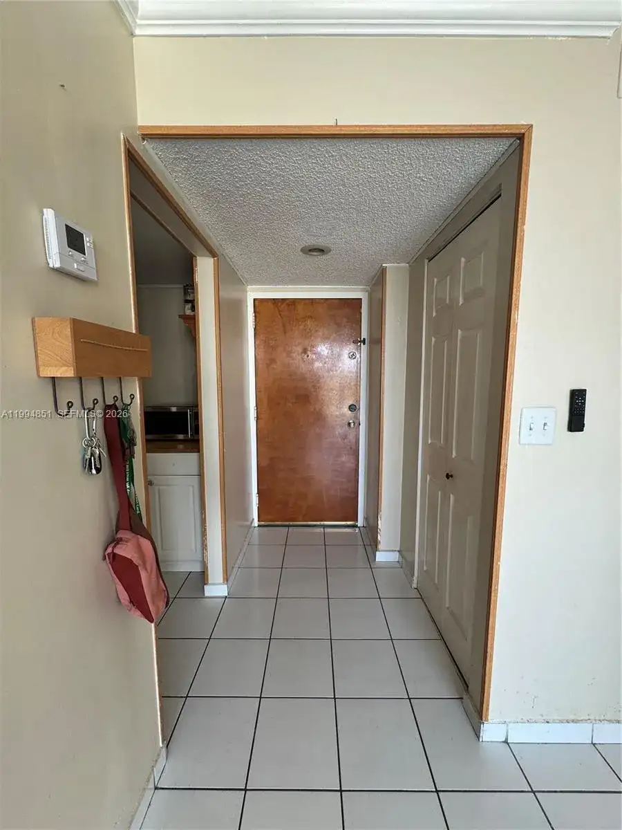 2055 SW 122nd Ave # 403, Miami FL 33175 photo 4