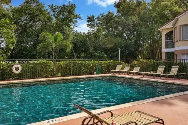 815 W Boynton Beach Blvd # 101, Boynton Beach FL 33426 photo 2