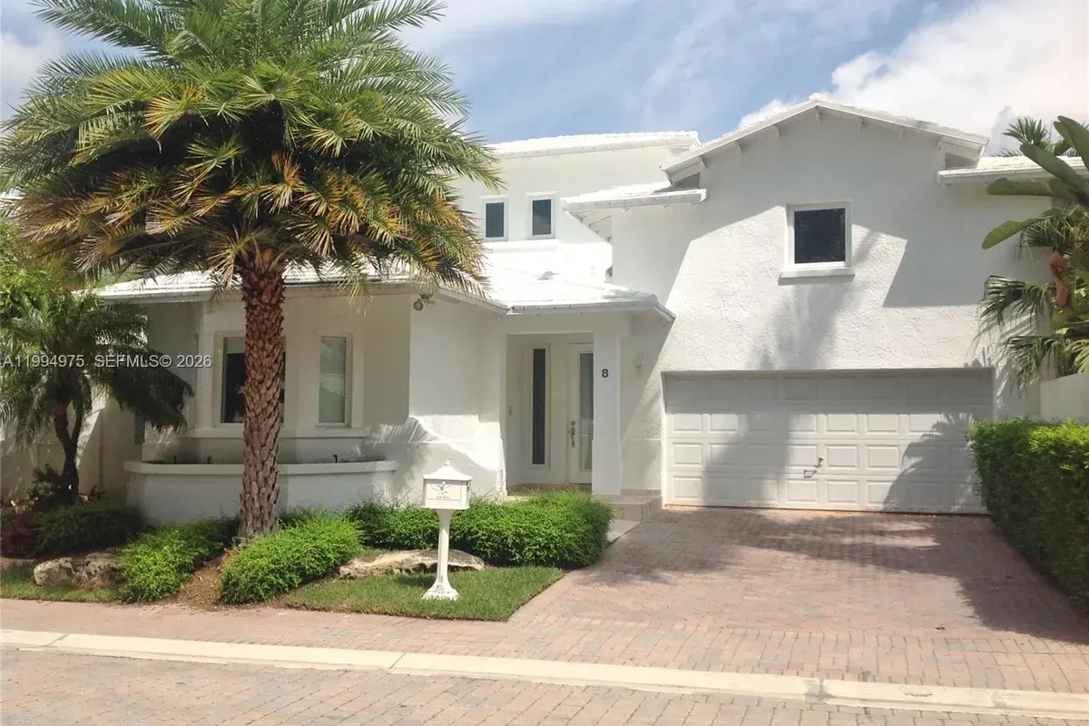 8 Turtle Walk # 8, Key Biscayne FL 33149