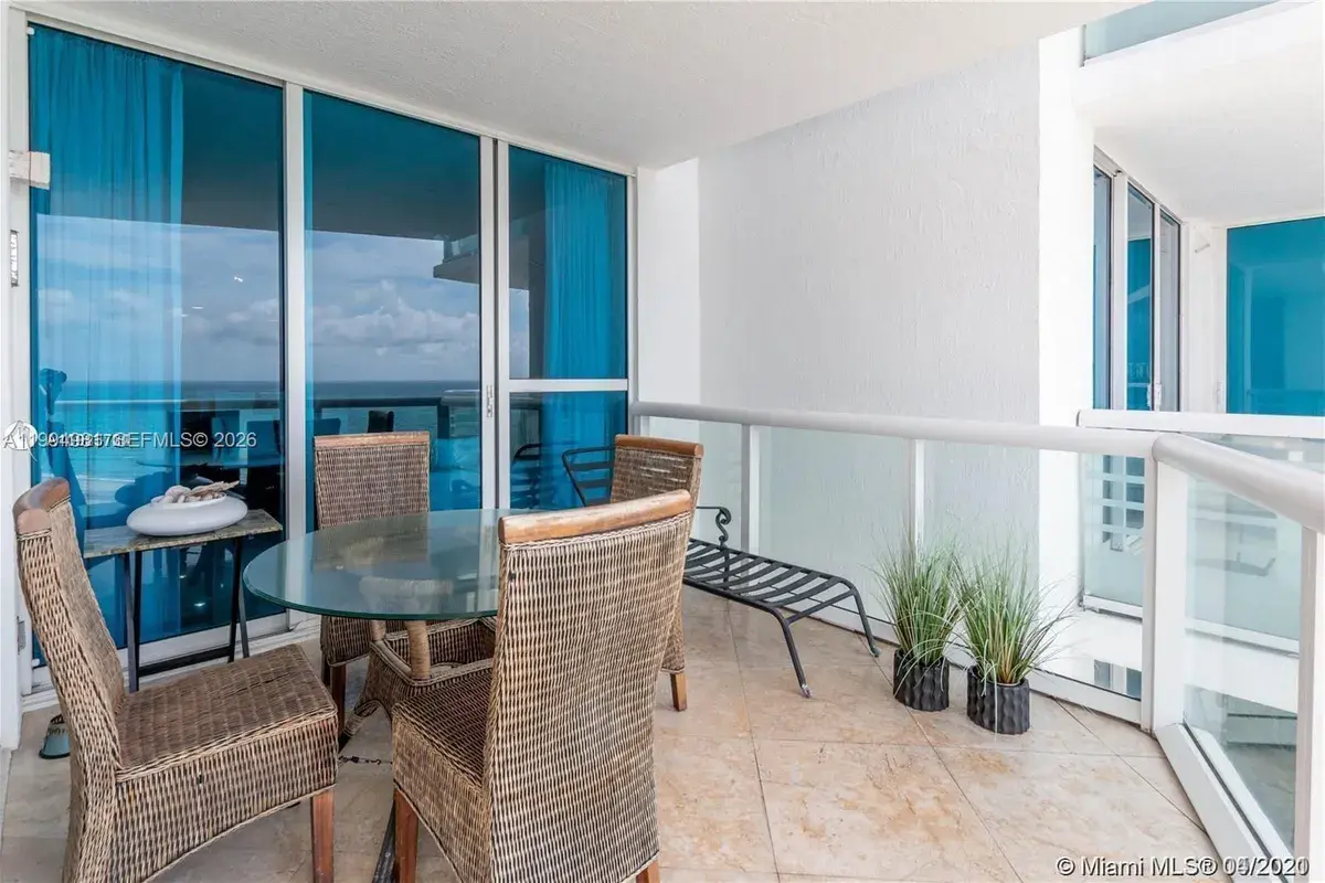 3801 Collins Ave # 1102, Miami Beach FL 33140