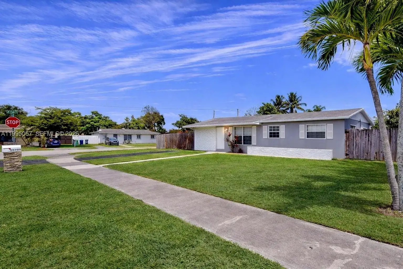 15305 SW 104th Ave, Miami FL 33157 photo 4