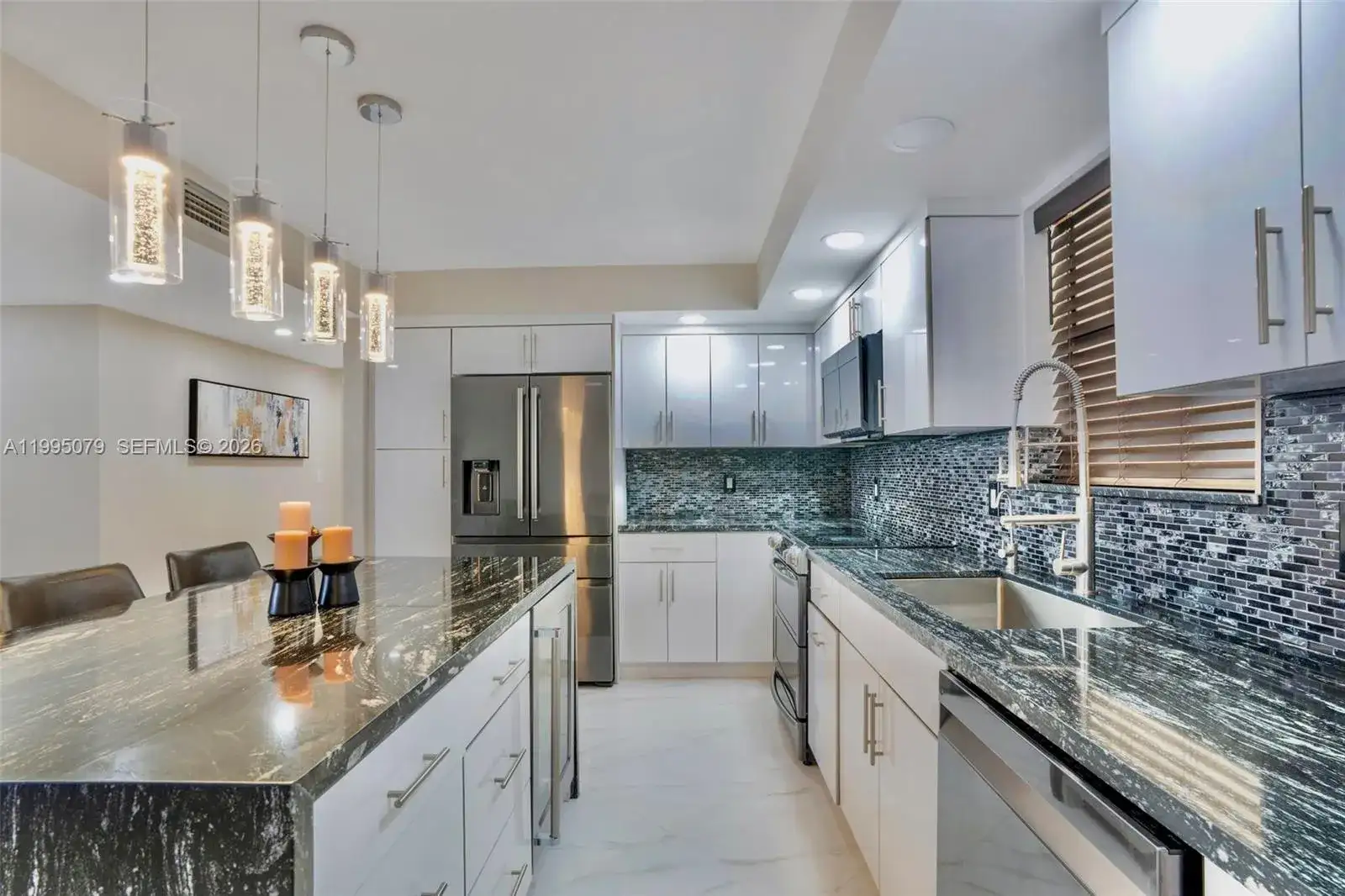 605 Ives Dairy Rd # 7, Miami FL 33179 photo 4