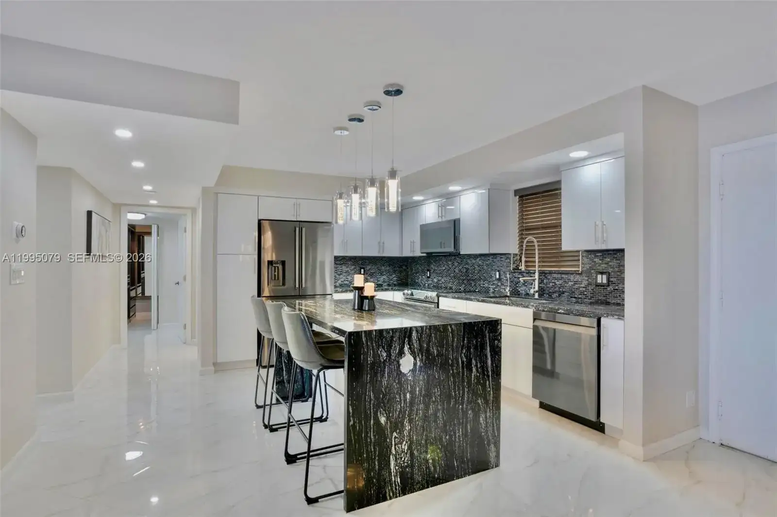 605 Ives Dairy Rd # 7, Miami FL 33179 photo 5
