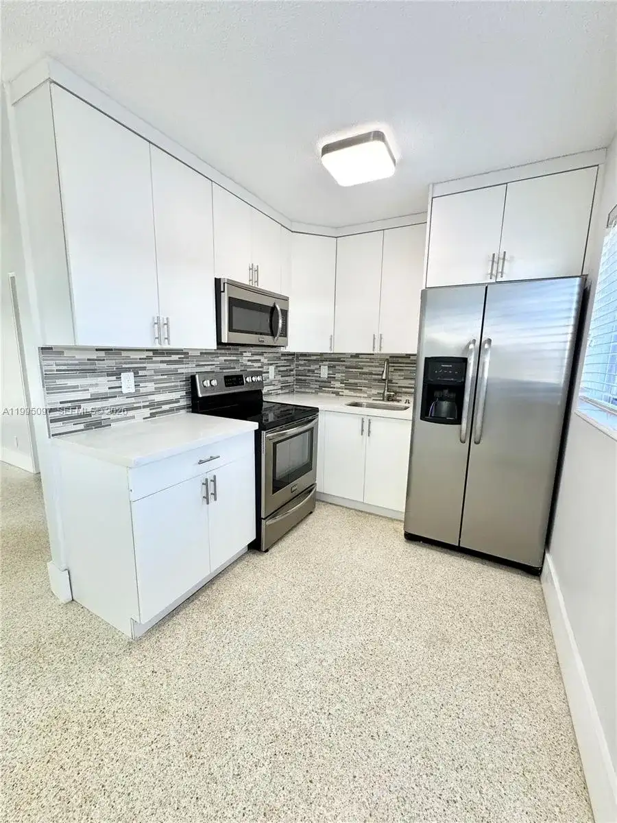 1601 SE 15 # 1B, Fort Lauderdale FL 33316 photo 4