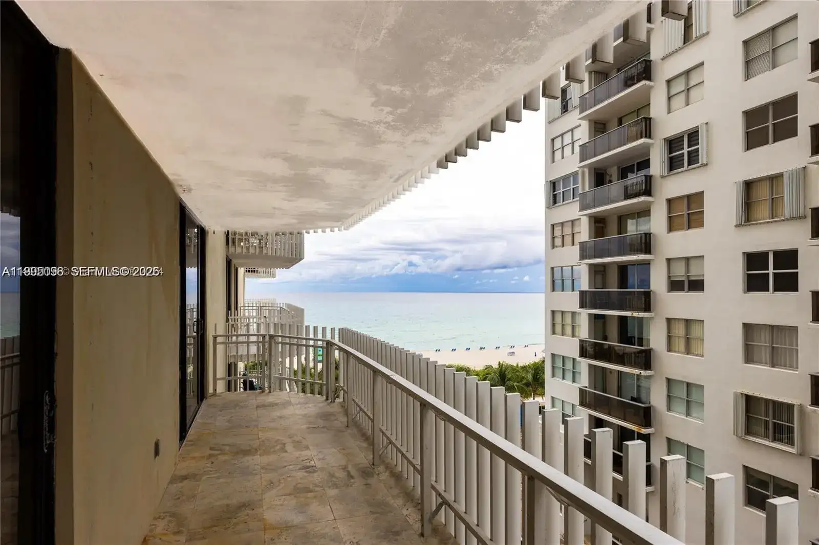 6061 Collins Ave # 7D, Miami Beach FL 33140 photo 2