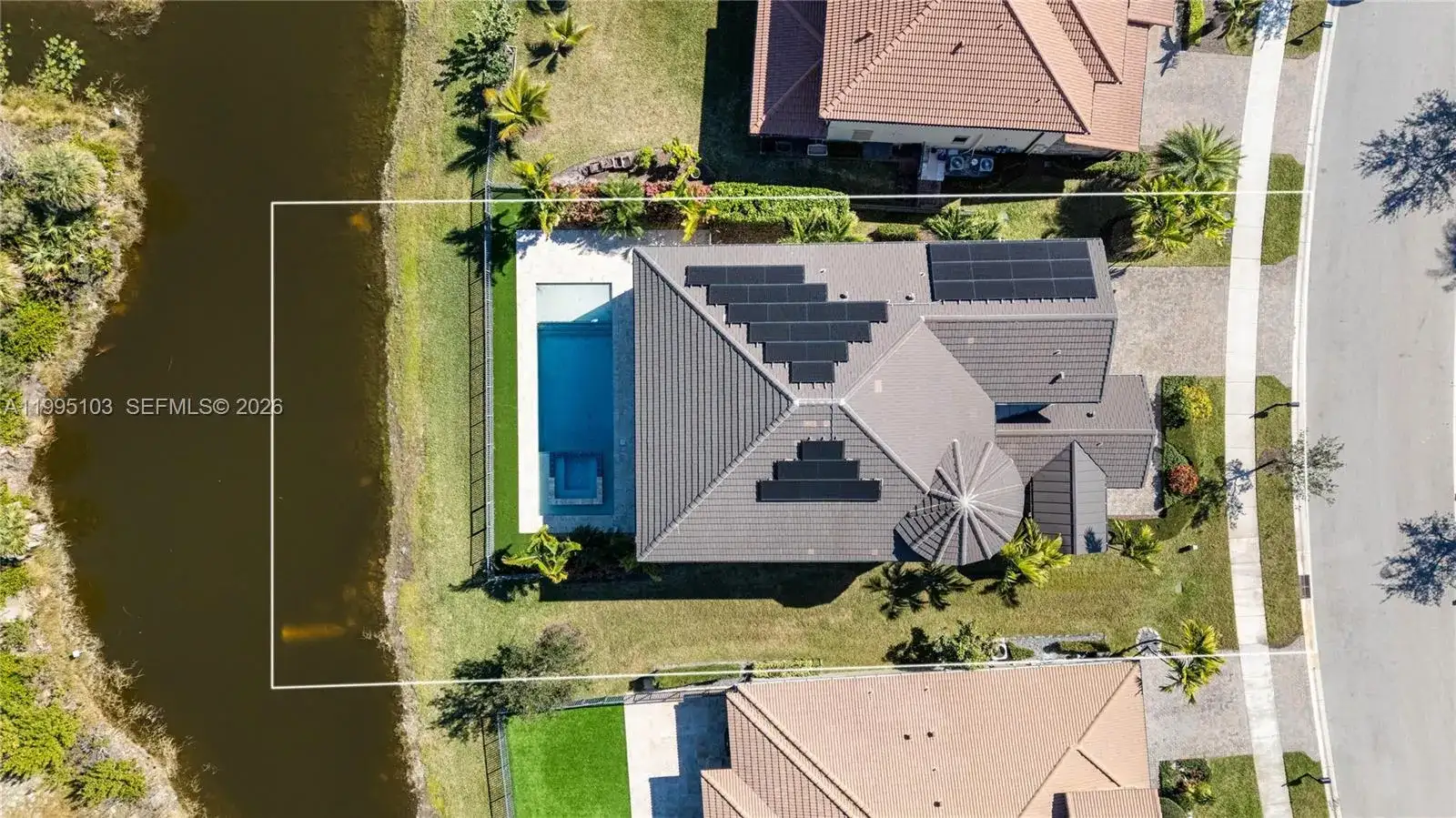 11475 Watercrest Circle East, Parkland FL 33076 photo 3