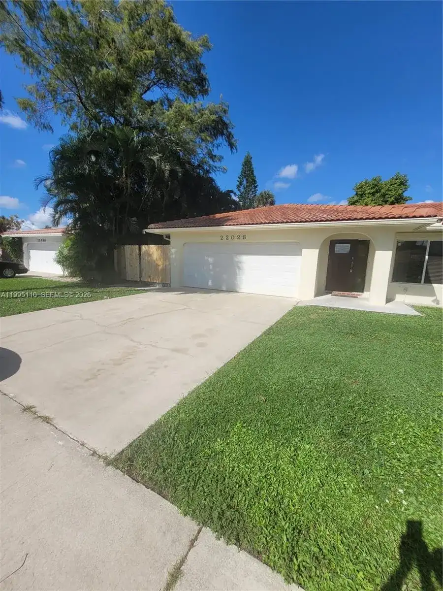 22028 Acapulco Ct, Boca Raton FL 33428 photo 2