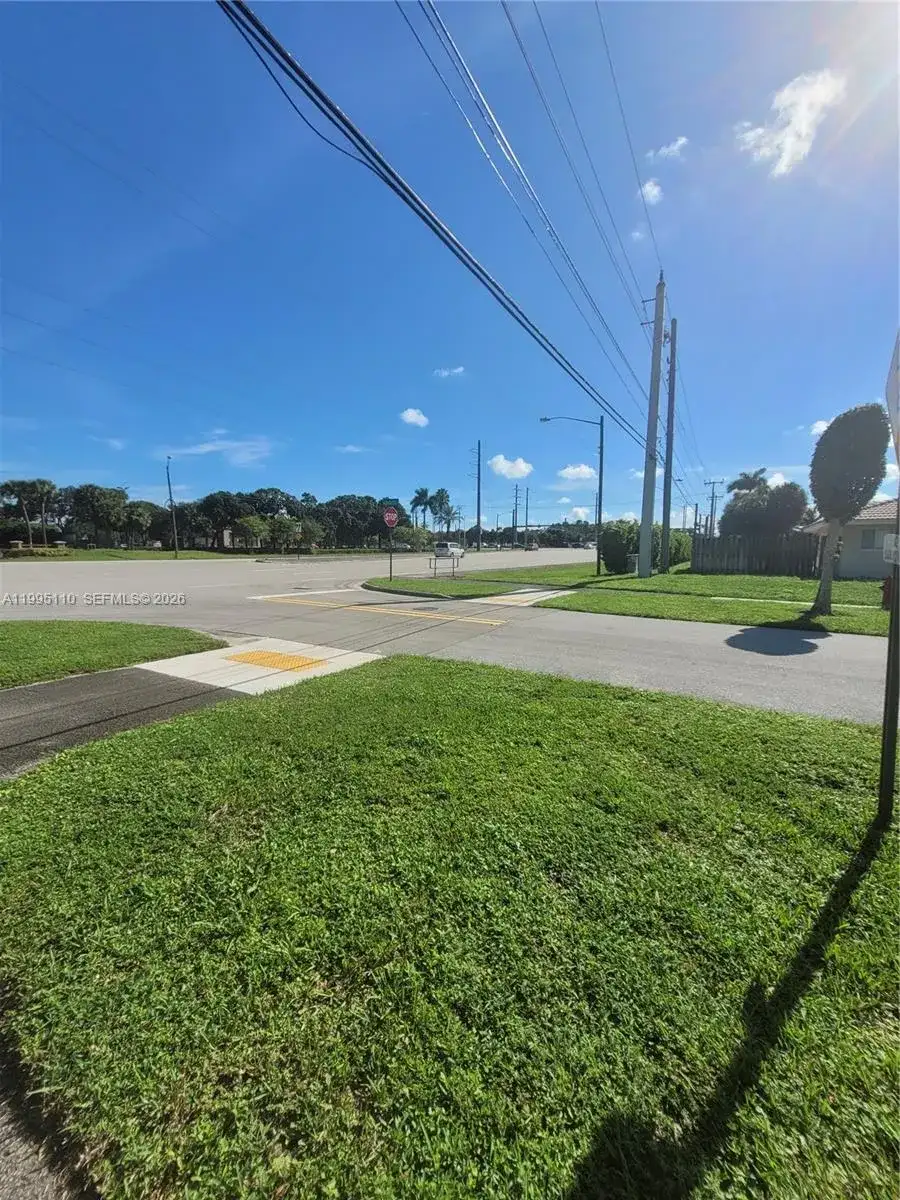 22028 Acapulco Ct, Boca Raton FL 33428 photo 3
