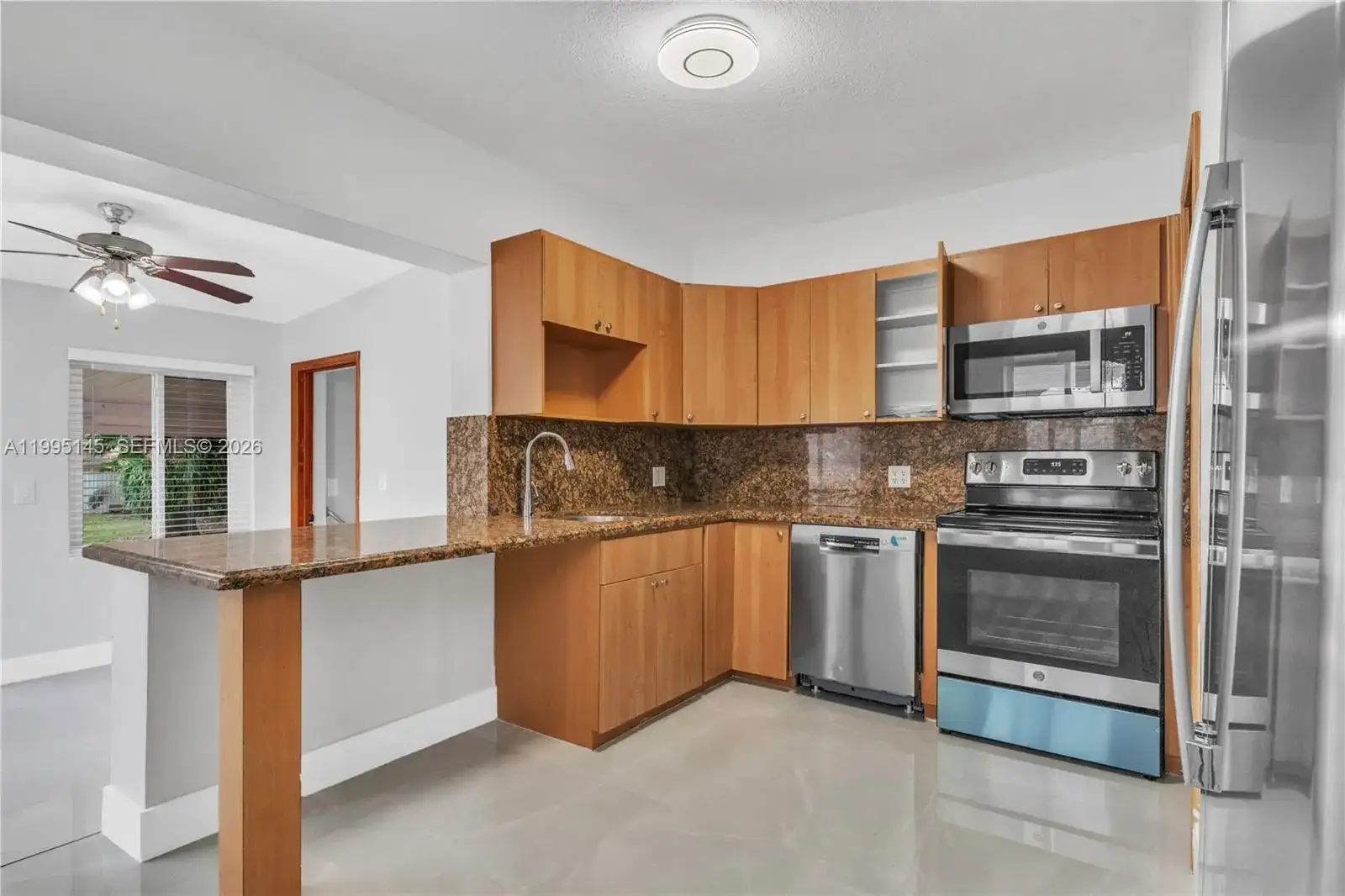 51 SW 59th Ave, Miami FL 33144 photo 2