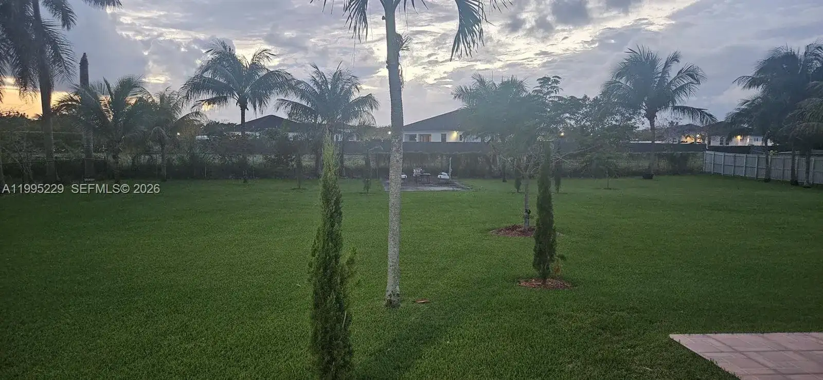 28104 SW 168th Ct, Homestead FL 33030 photo 3